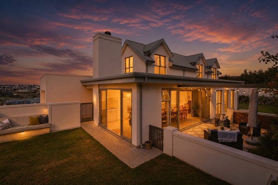 4 Bedroom Property for Sale in Kingswood Golf Estate Western Cape